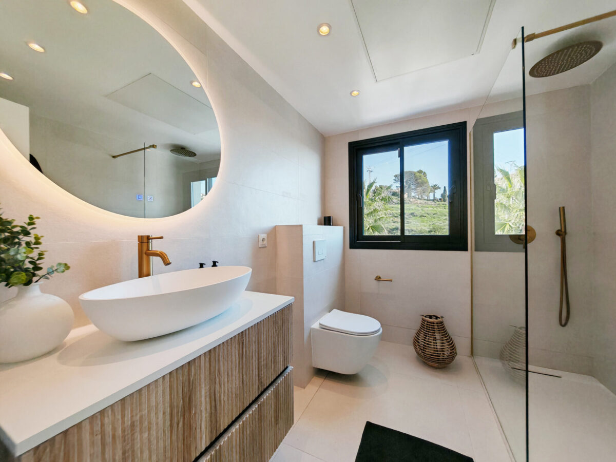 Luxury 5 Bedroom Detached Villa in Benalmádena, Malaga, Spain, €2,750,000