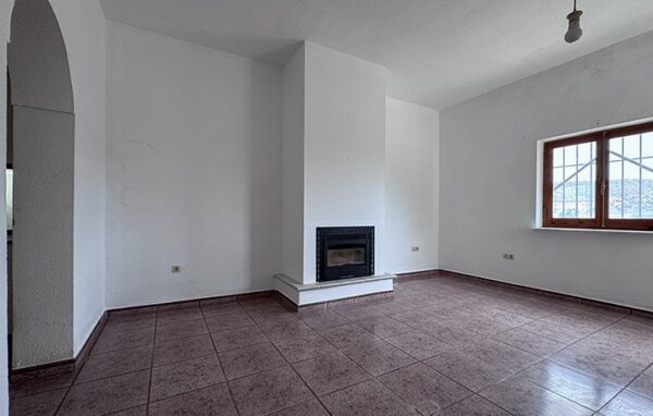 3 Bed Country Villa in El Real, near Antas, Almeria, Spain, €160,000