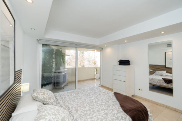Spacious 2 Bedroom Apartment in Marbella Promenade, Malaga, Spain, €528,000