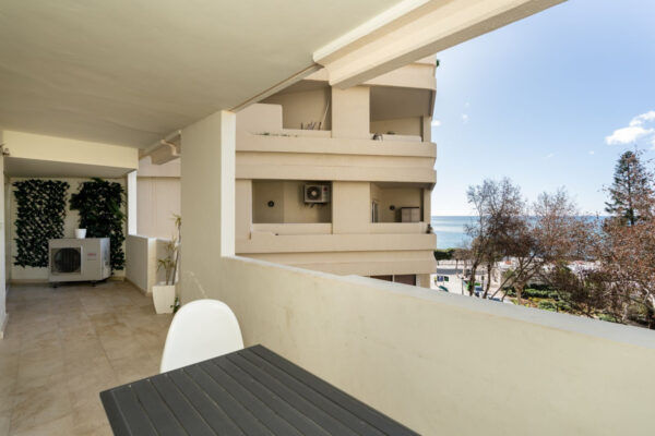 Spacious 2 Bedroom Apartment in Marbella Promenade, Malaga, Spain, €528,000