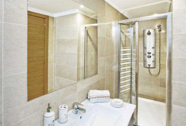 Spacious 2 Bedroom Apartment in Marbella Promenade, Malaga, Spain, €528,000