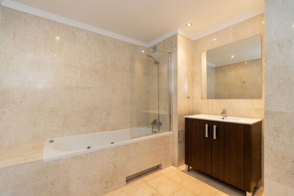Spacious 2 Bedroom Apartment in Marbella Promenade, Malaga, Spain, €528,000