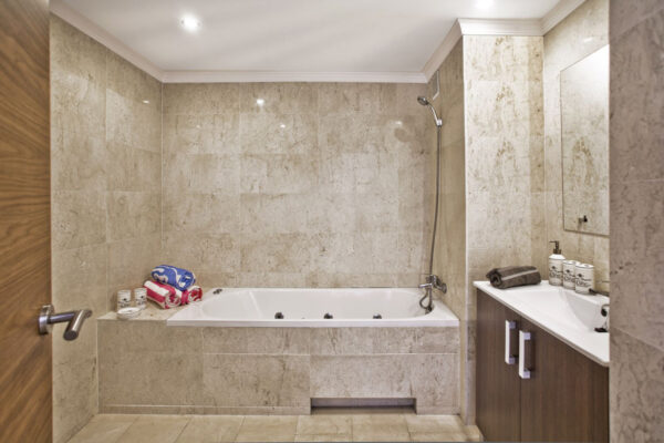 Spacious 2 Bedroom Apartment in Marbella Promenade, Malaga, Spain, €528,000