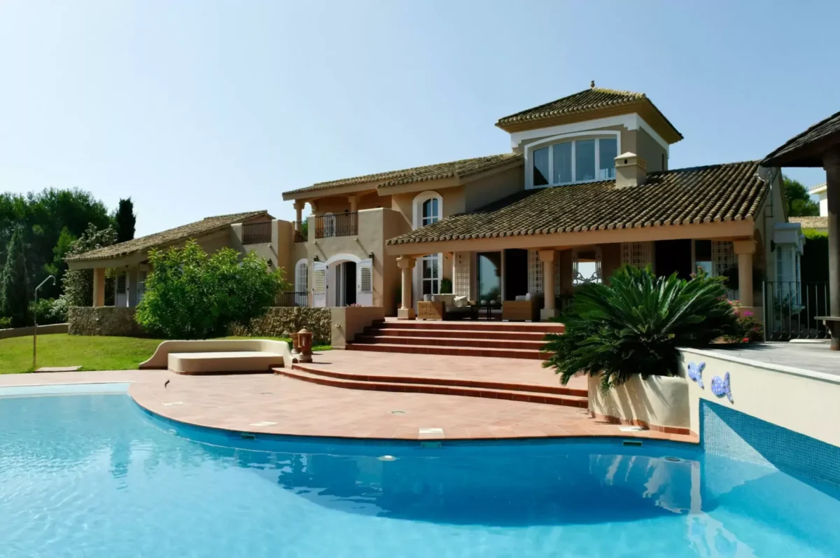 Spectacular 7 Bed Villa with Basement & Pool in La Manga Golf Club €2,950,000