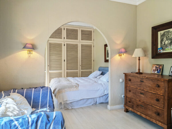 Spacious 8 Bedroom Detached Villa for sale in Calahonda, Mijas Costa, €2,350,000