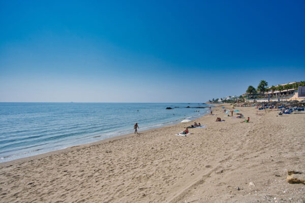 2 Bedroom Frontline Apartment in Riviera del Sol, Malaga, Spain, €429,000
