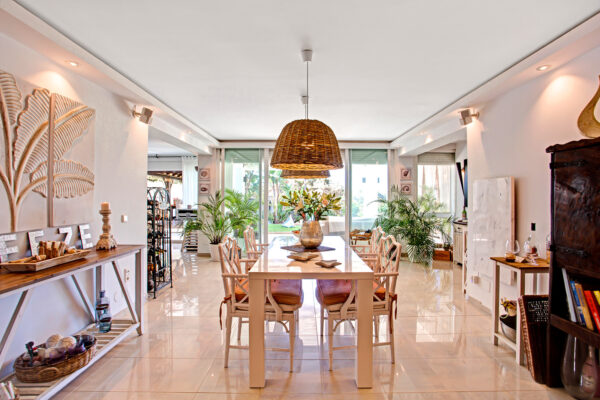 Stunning 6 Bedroom Villa with Pool in Marbella, Malaga, Spain, €2,290,000