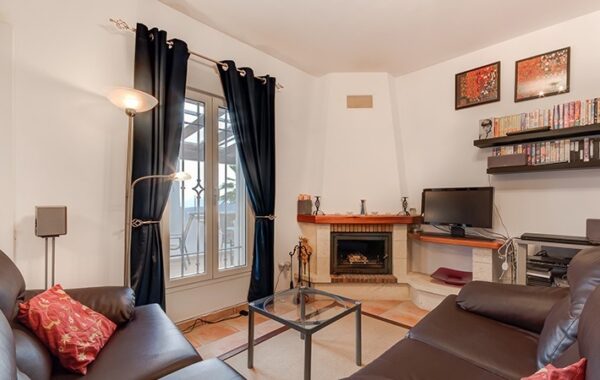 3 Bedroom Villa with Pool in Los Cabreras, Almeria, Spain, €215,000