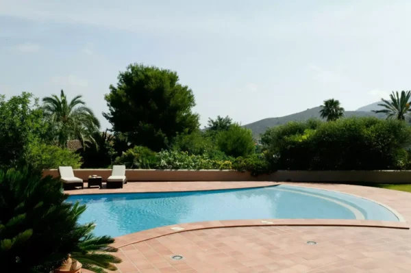 Spectacular 7 Bed Villa with Basement & Pool in La Manga Golf Club €2,950,000