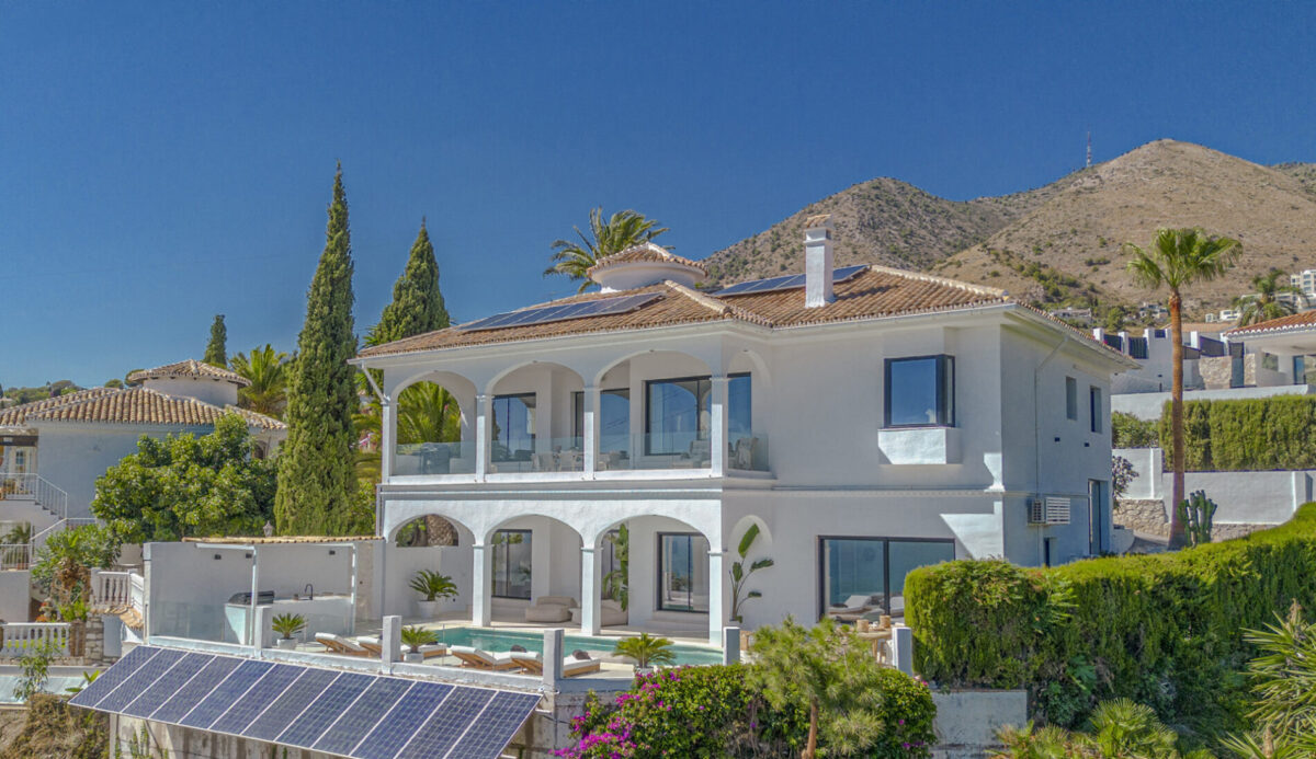 Luxury 5 Bedroom Detached Villa in Benalmádena, Malaga, Spain, €2,750,000