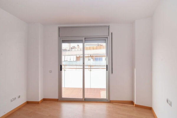 New 2, 3 & 4 Bedroom Apartments in Barcelona, Catalonia, Spain, From €202,000