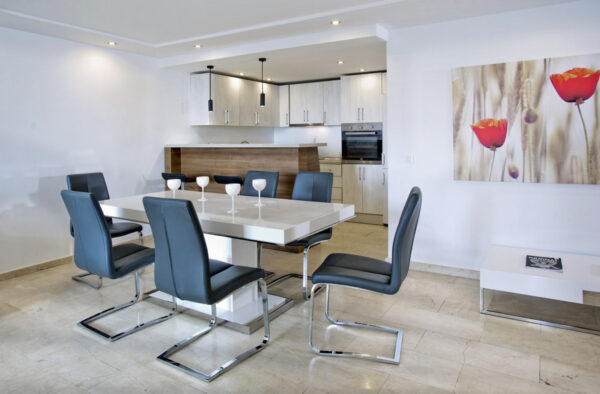 Spacious 2 Bedroom Apartment in Marbella Promenade, Malaga, Spain, €528,000