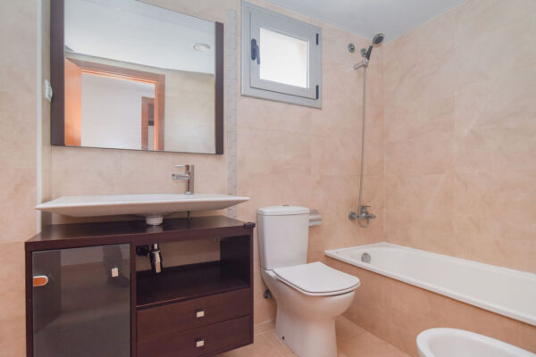 New 2, 3 & 4 Bedroom Apartments in Barcelona, Catalonia, Spain, From €202,000