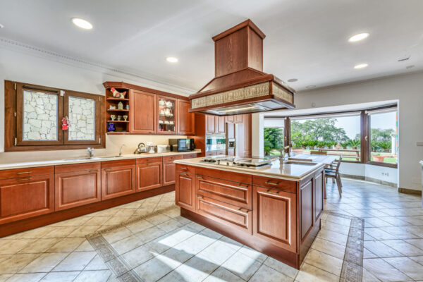 Astonishing 7 Bedroom Country Estate in La Mairena, Malaga, pain, €7,975,000