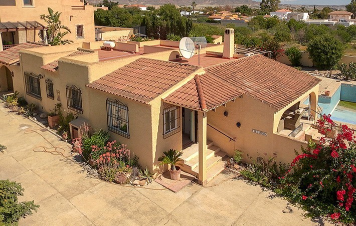 3 Bedroom Country Villa with Pool in La Algarrobina, Almeria, Spain, €245,000