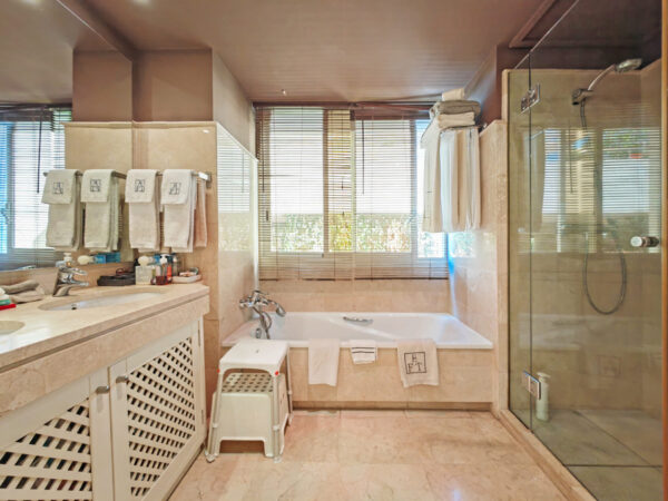 Luxury 3 Bedroom Apartment in Marbella East, Marbella, Malaga, Spain, €699,000