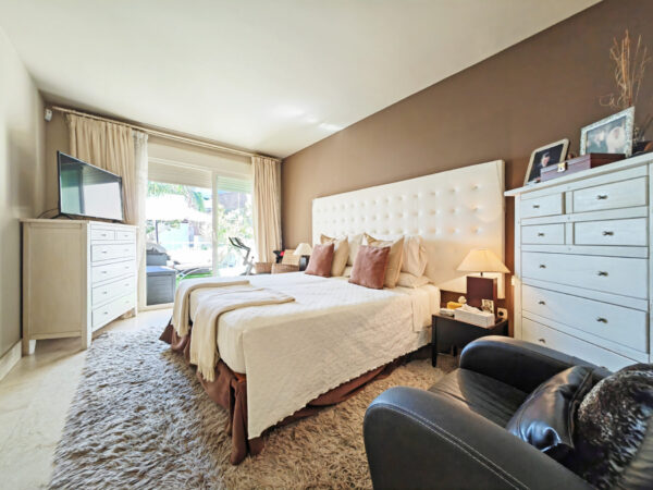 Luxury 3 Bedroom Apartment in Marbella East, Marbella, Malaga, Spain, €699,000