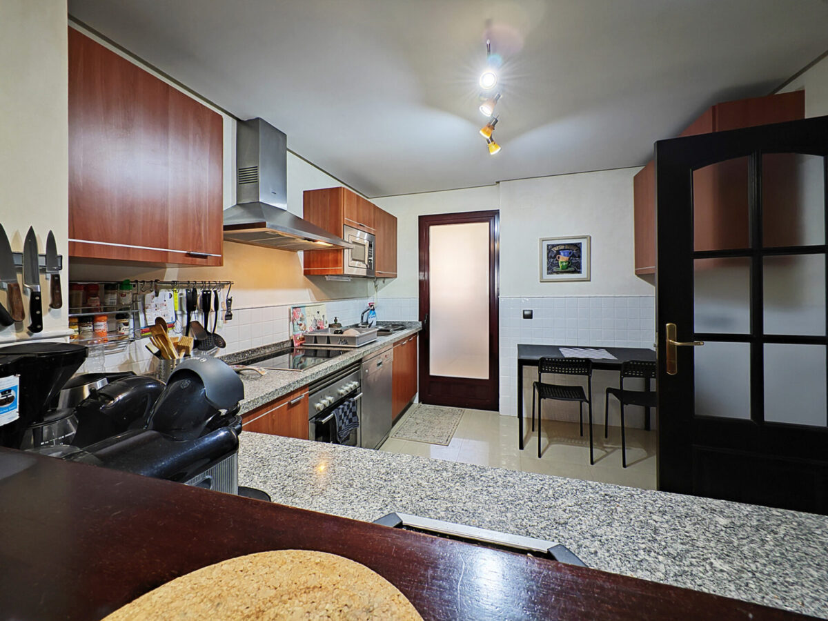 Stunning 2 Bedroom Apartment in Marbella East, Malaga, Spain, €349,000