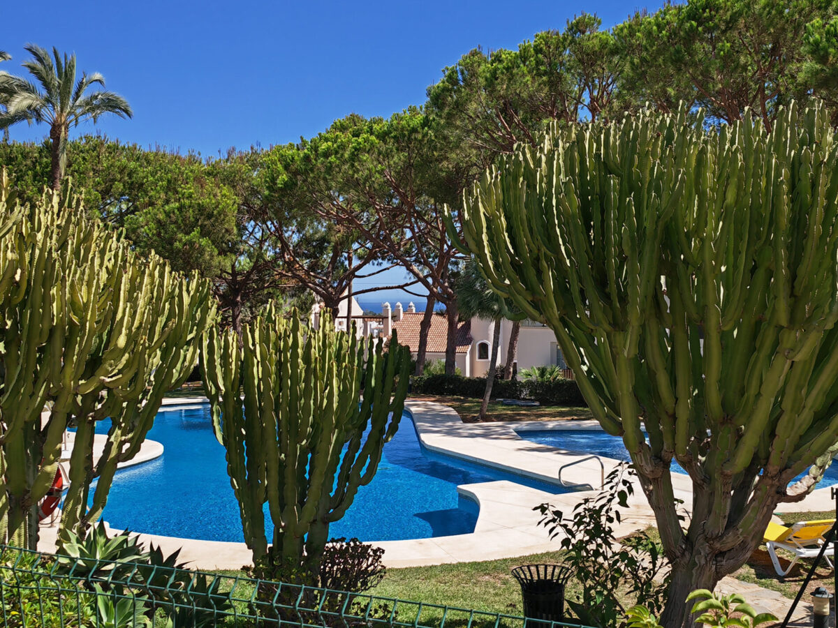 Spacious 2 Bedroom Townhouse in El Parasio, Estepona, Málaga, Spain, €465,000