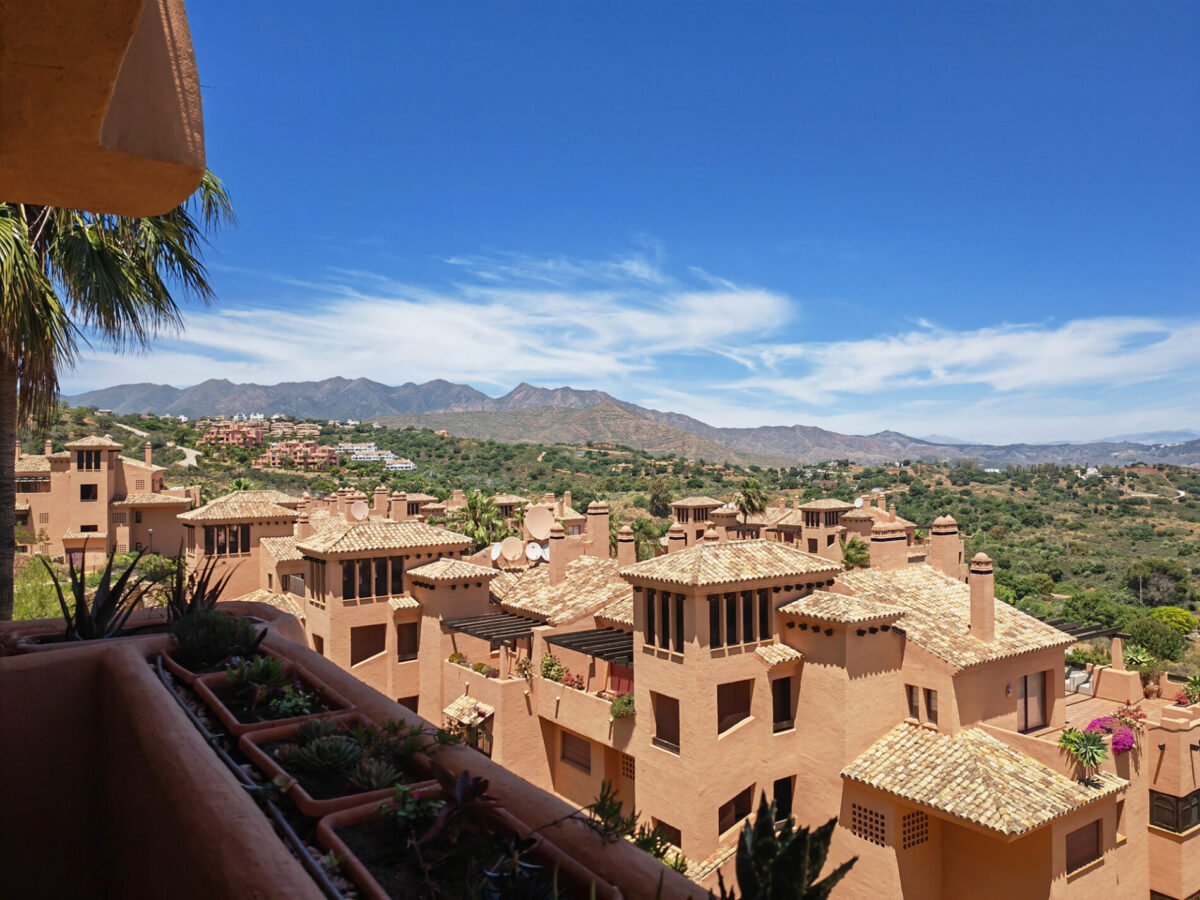 Stunning 2 Bedroom Apartment in Marbella East, Malaga, Spain, €349,000